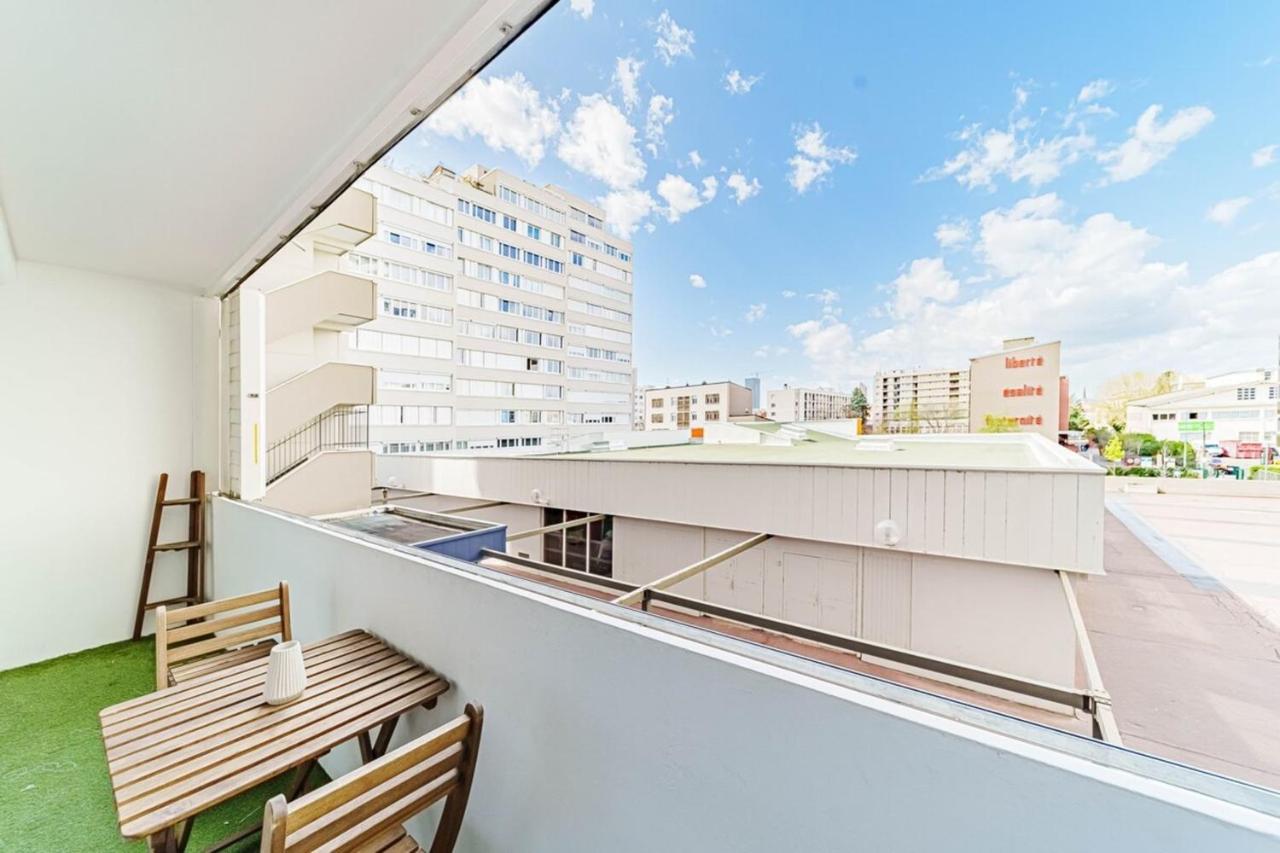 Atypical Apartment With Balcony & Interior Stairs Villeurbanne Extérieur photo
