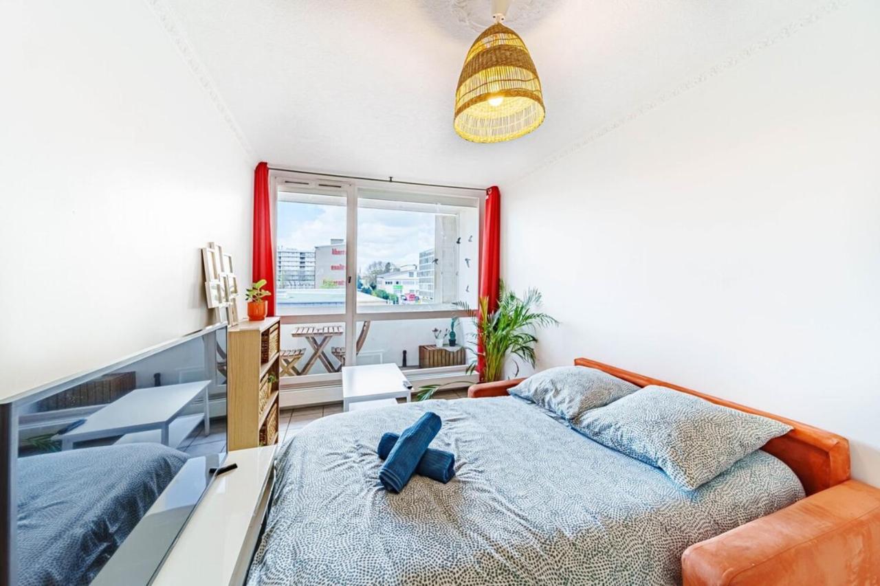 Atypical Apartment With Balcony & Interior Stairs Villeurbanne Extérieur photo