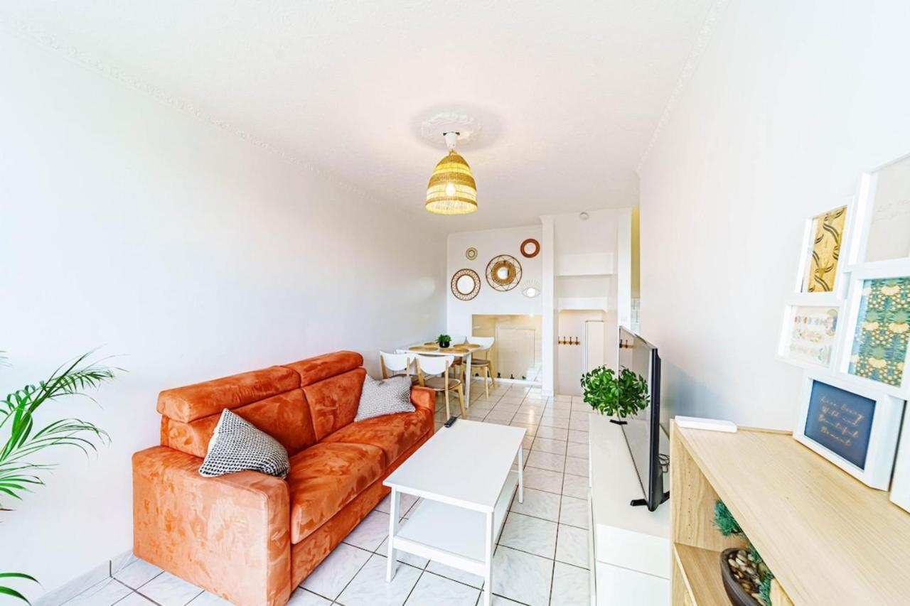 Atypical Apartment With Balcony & Interior Stairs Villeurbanne Extérieur photo